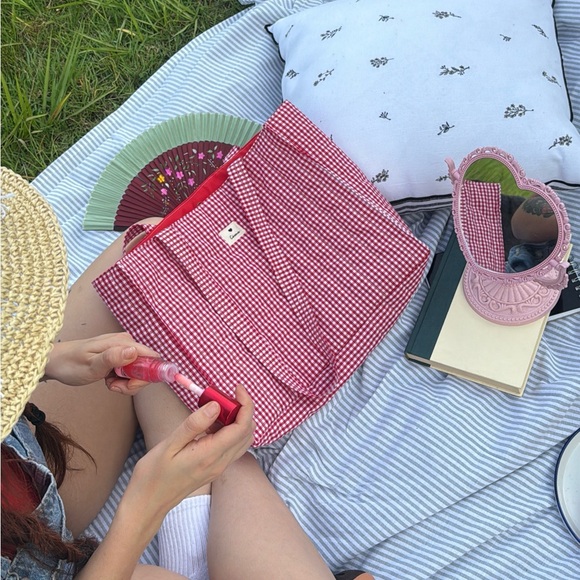 Cósima Handbags - Boxy Carry All Bag- Red Gingham